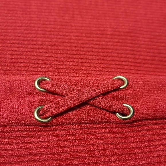 CARMEN MARC VALVO Ribbed Knit Half Sleeve Faux Corset Front Red Sweater Shirt Sm - Picture 14 of 14